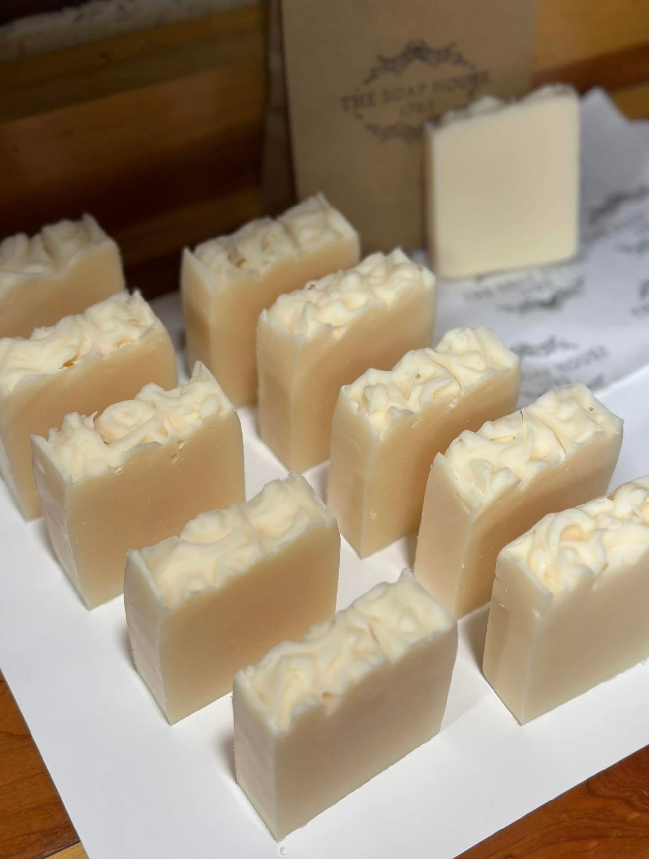 Naturally Scented: Tallow & Aloe Facial Bar